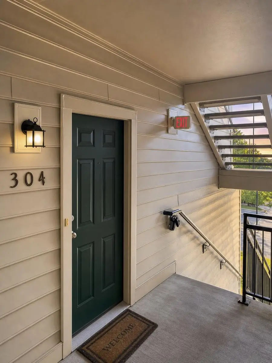 1060 Gardenview Loop #304, Woodbridge, VA 22191 - #2