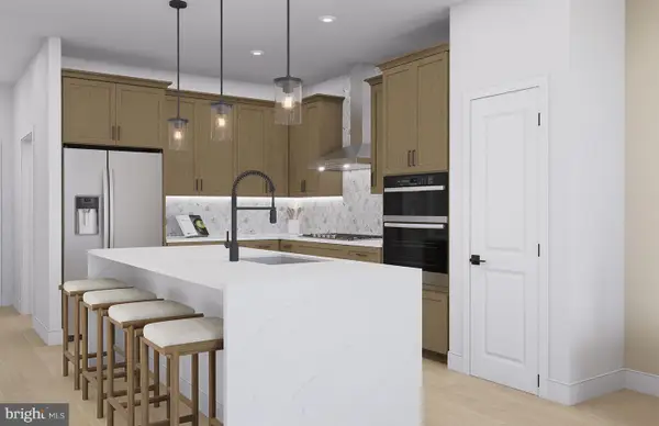 5800 Moonstone Way #6, HAYMARKET, VA 20169