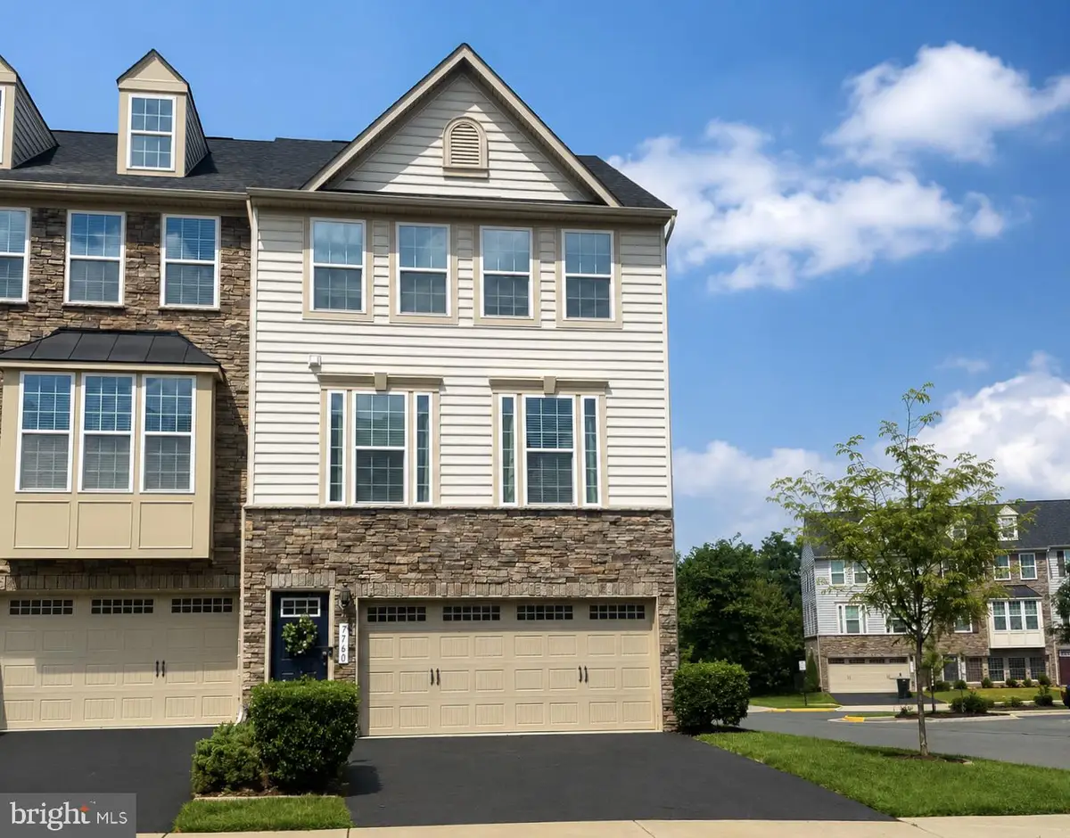 7760 Milton Cir, Gainesville, VA 20155 - #1