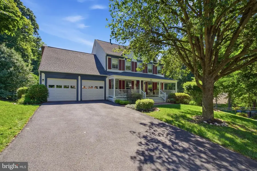12207 Knightsbridge Dr, Woodbridge, VA 22192 - #3