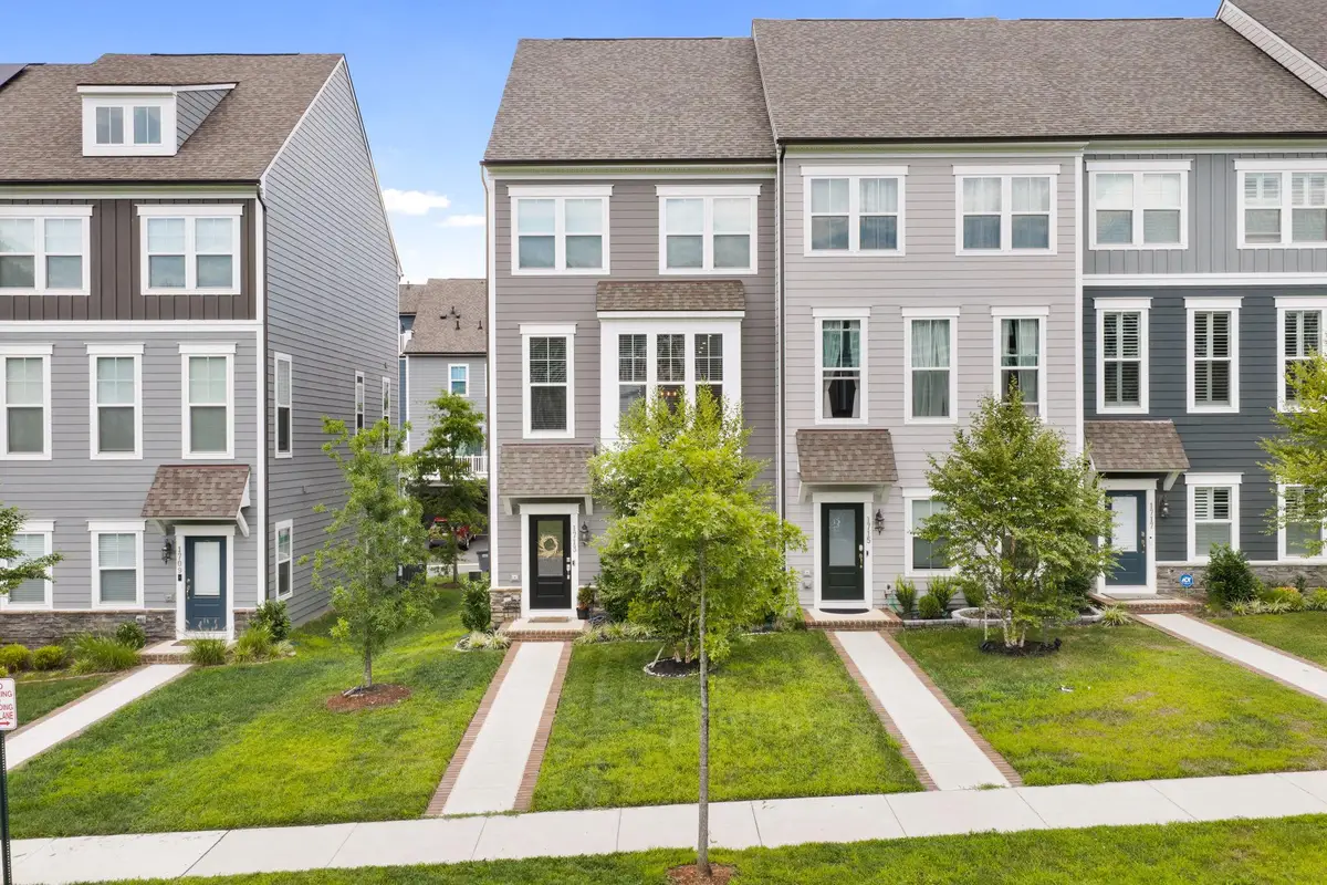 1713 Autumn Maple Leaf Dr, Dumfries, VA 22026 - #1