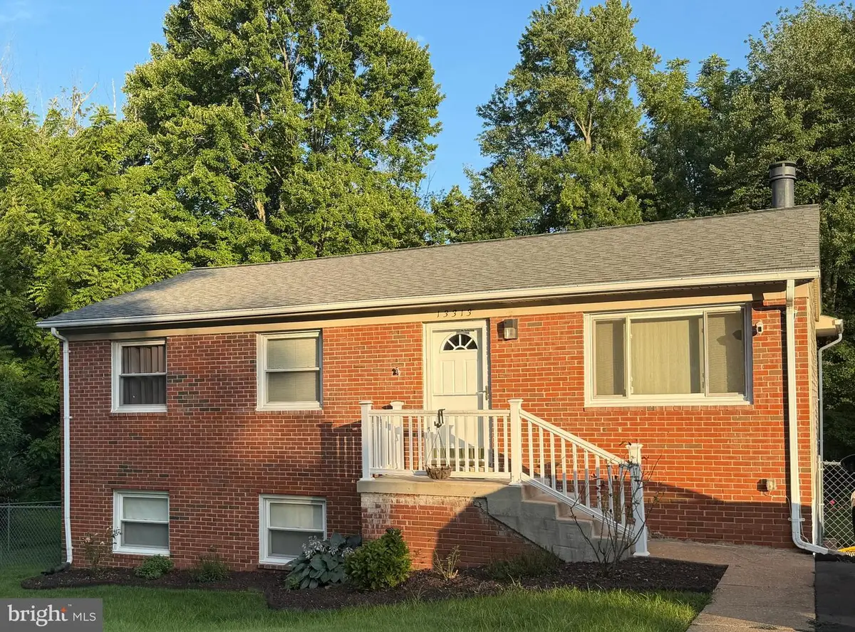 13313 Kurtz Rd, Woodbridge, VA 22193 - #1