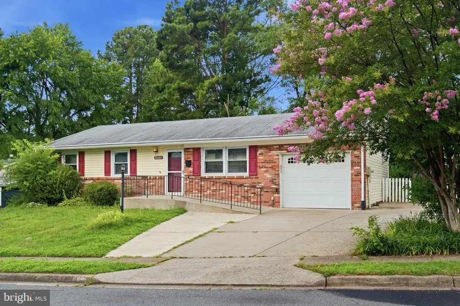 4311 Hendricks Dr, Woodbridge, VA 22193 - #2