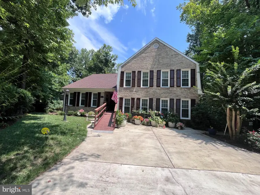 15437 Silvan Glen Dr, Dumfries, VA 22025 - #2