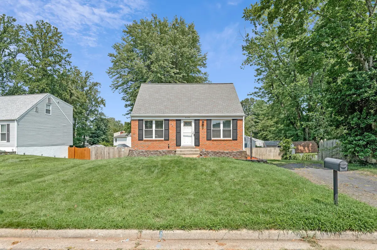 5302 Stockton Ct, Woodbridge, VA 22193 - #1