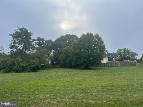 17640 Washington St, DUMFRIES, VA 22026