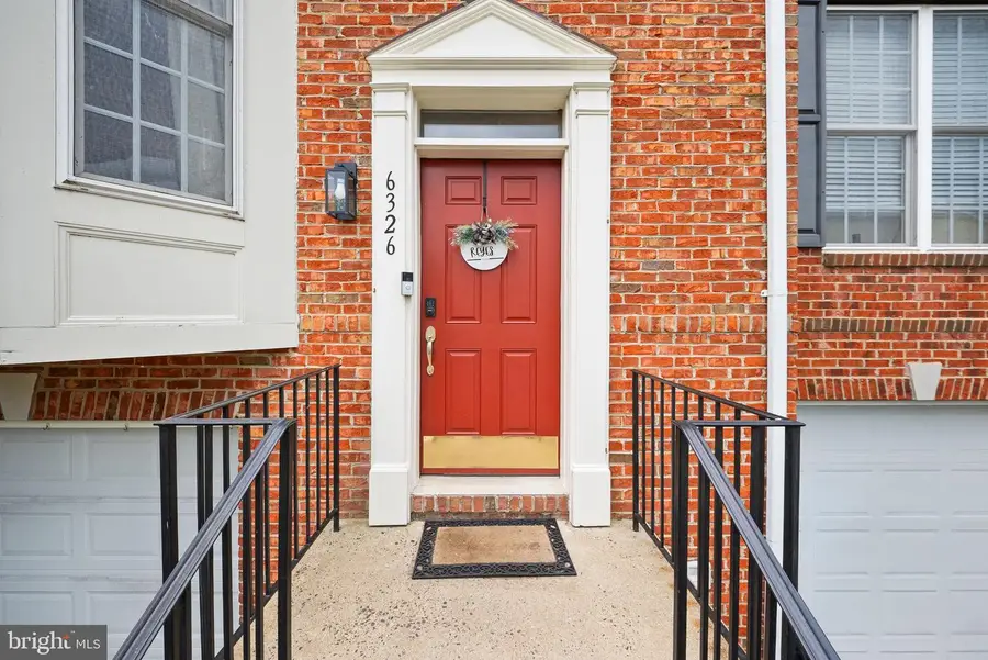 6326 Cullen Pl, Haymarket, VA 20169 - #2