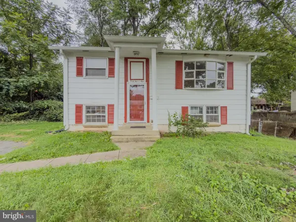 4509 Hamilton Dr, WOODBRIDGE, VA 22193