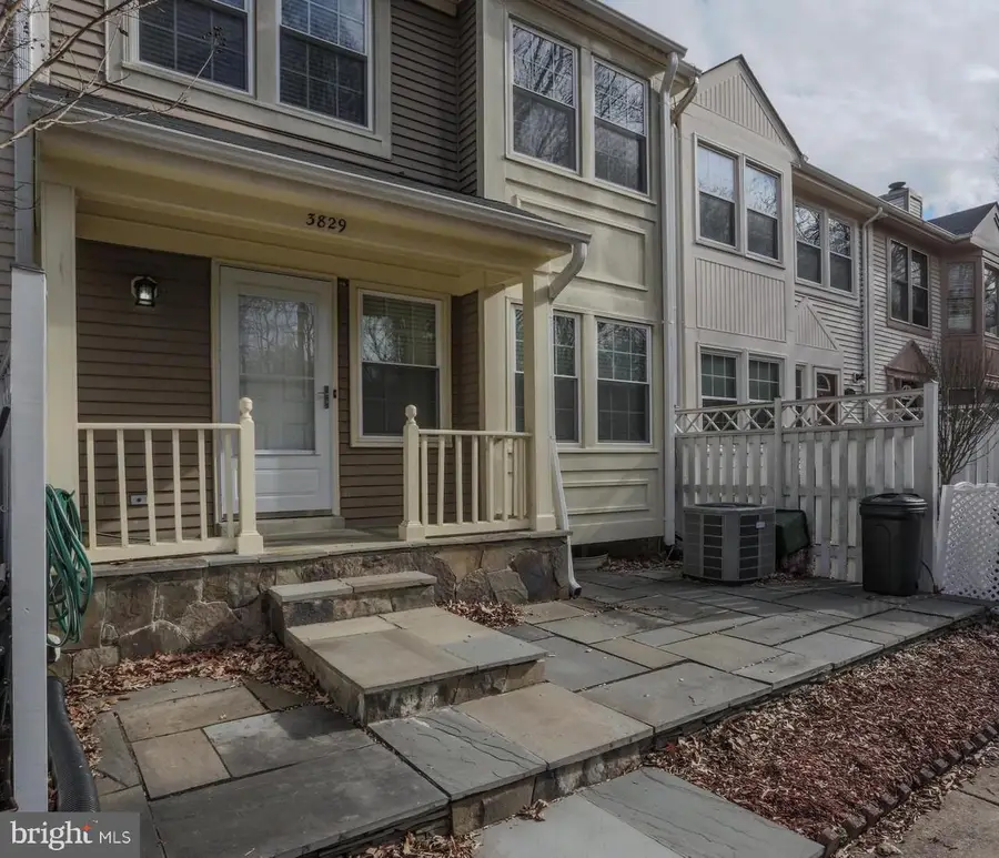 3829 Salemway Ct, Woodbridge, VA 22192 - #2