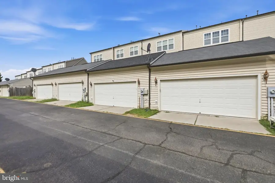 9224 Alvyn Lake Cir, Bristow, VA 20136 - #3
