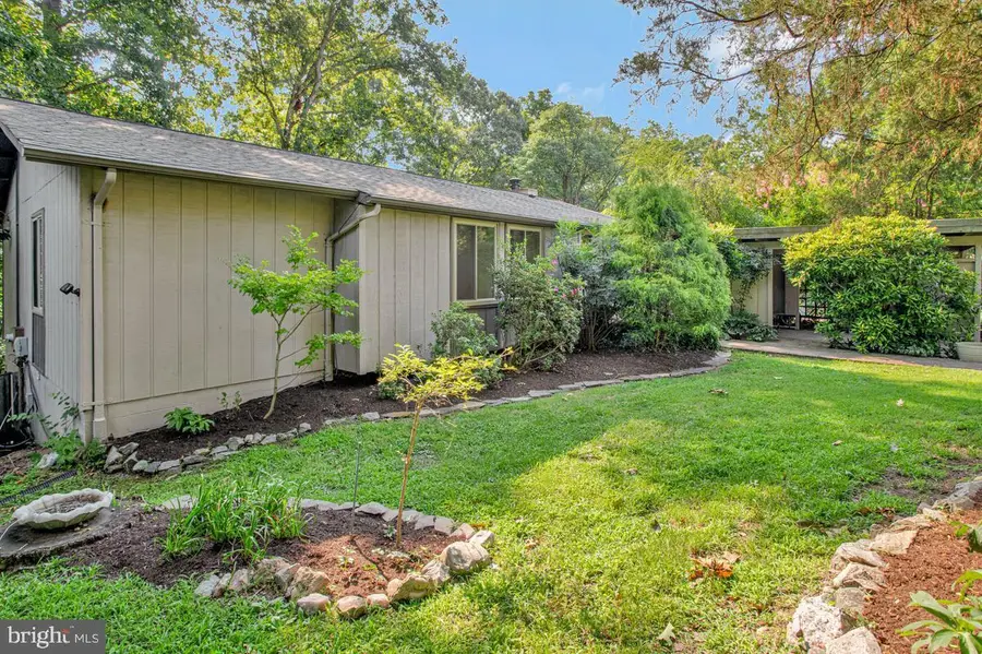 12321 Hollyhock Ct, Woodbridge, VA 22192 - #3