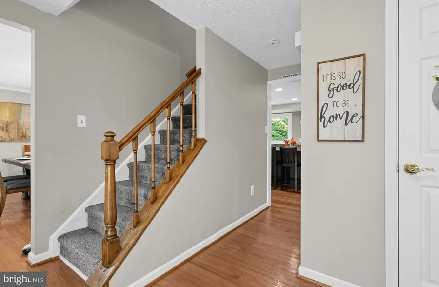 4821 Regiment Ct, Woodbridge, VA 22193 - #3