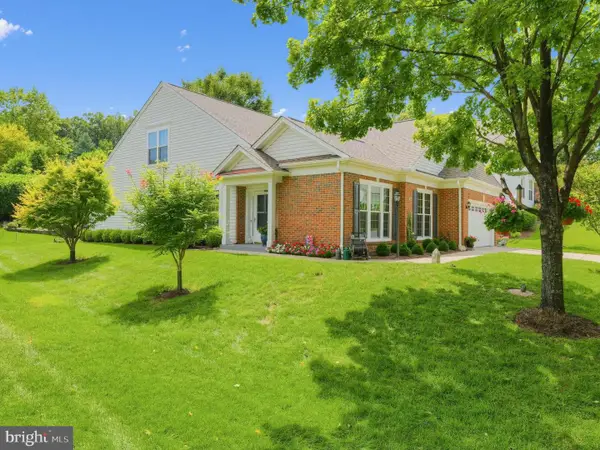 1955 Waltham Forest Mews, WOODBRIDGE, VA 22192