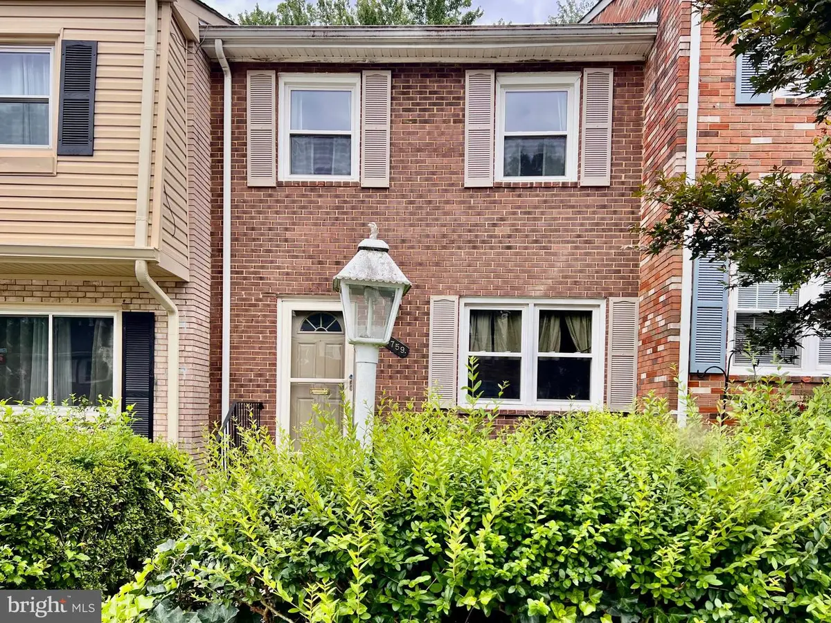 14759 Barksdale St, Woodbridge, VA 22193 - #1