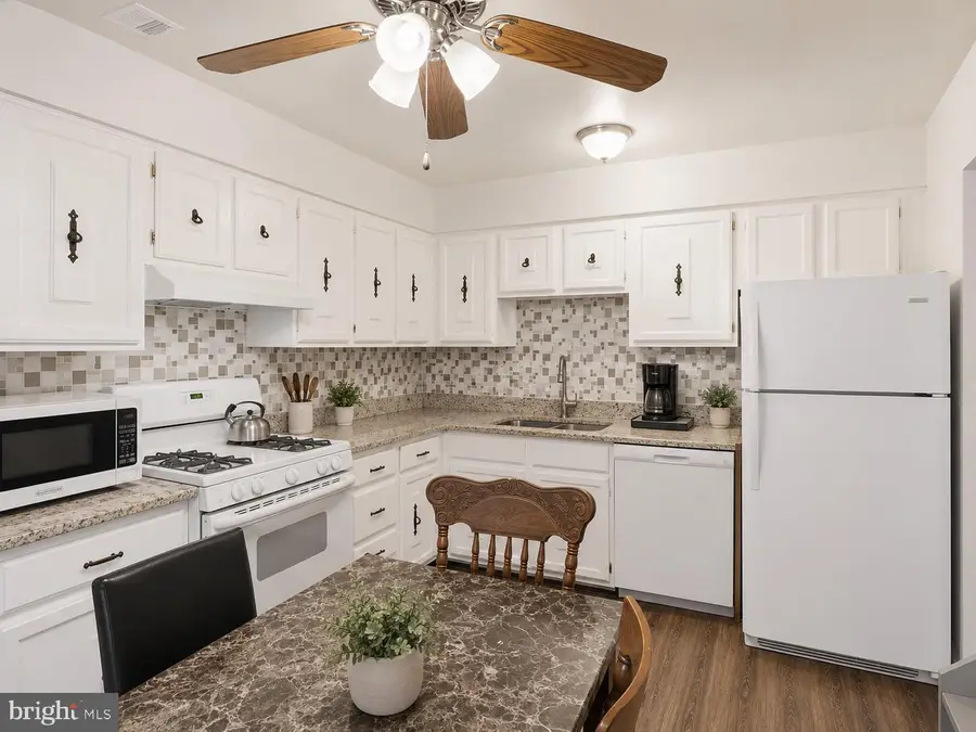 14806 Ensor Ct, Woodbridge, VA 22193 - #3