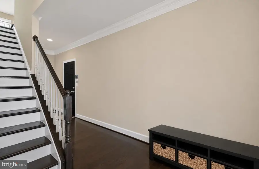 15343 Linville Creek Dr, Haymarket, VA 20169 - #2