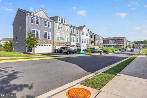 10537 Waterbury Woods Way, MANASSAS, VA 20112