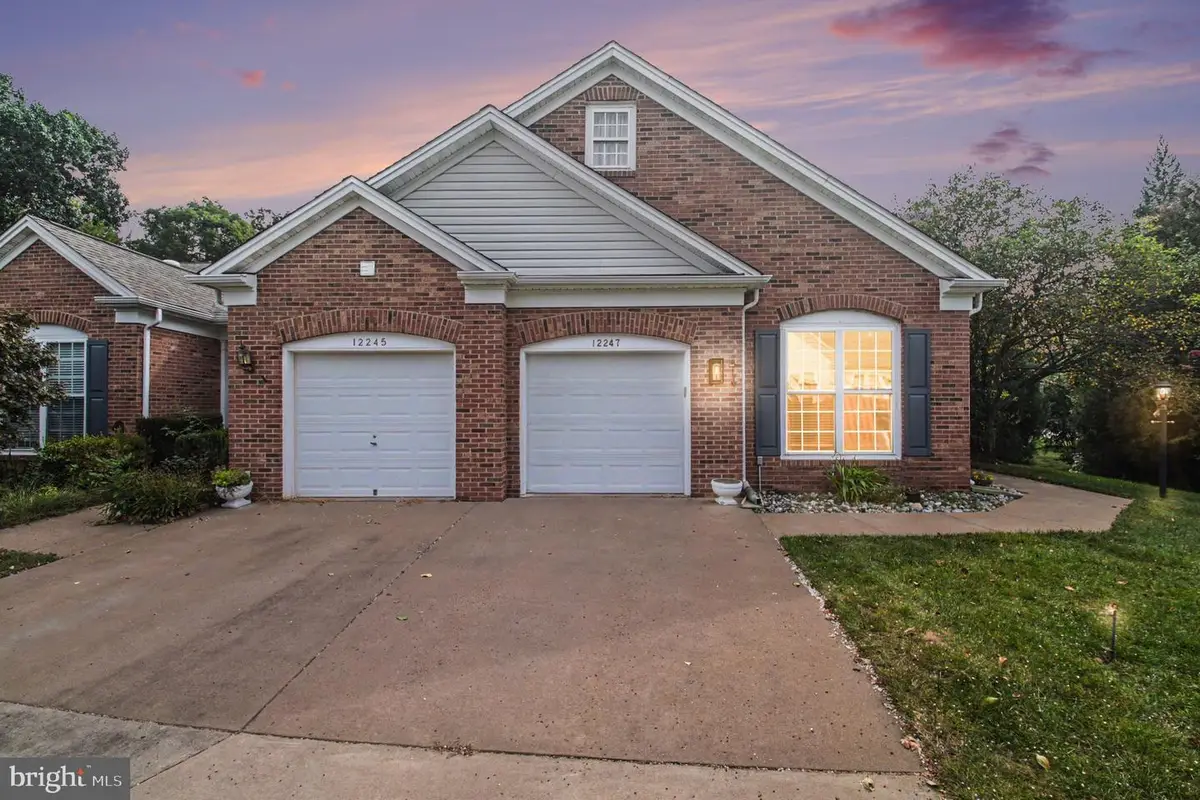 12247 Seaford Ct, Woodbridge, VA 22192 - #1