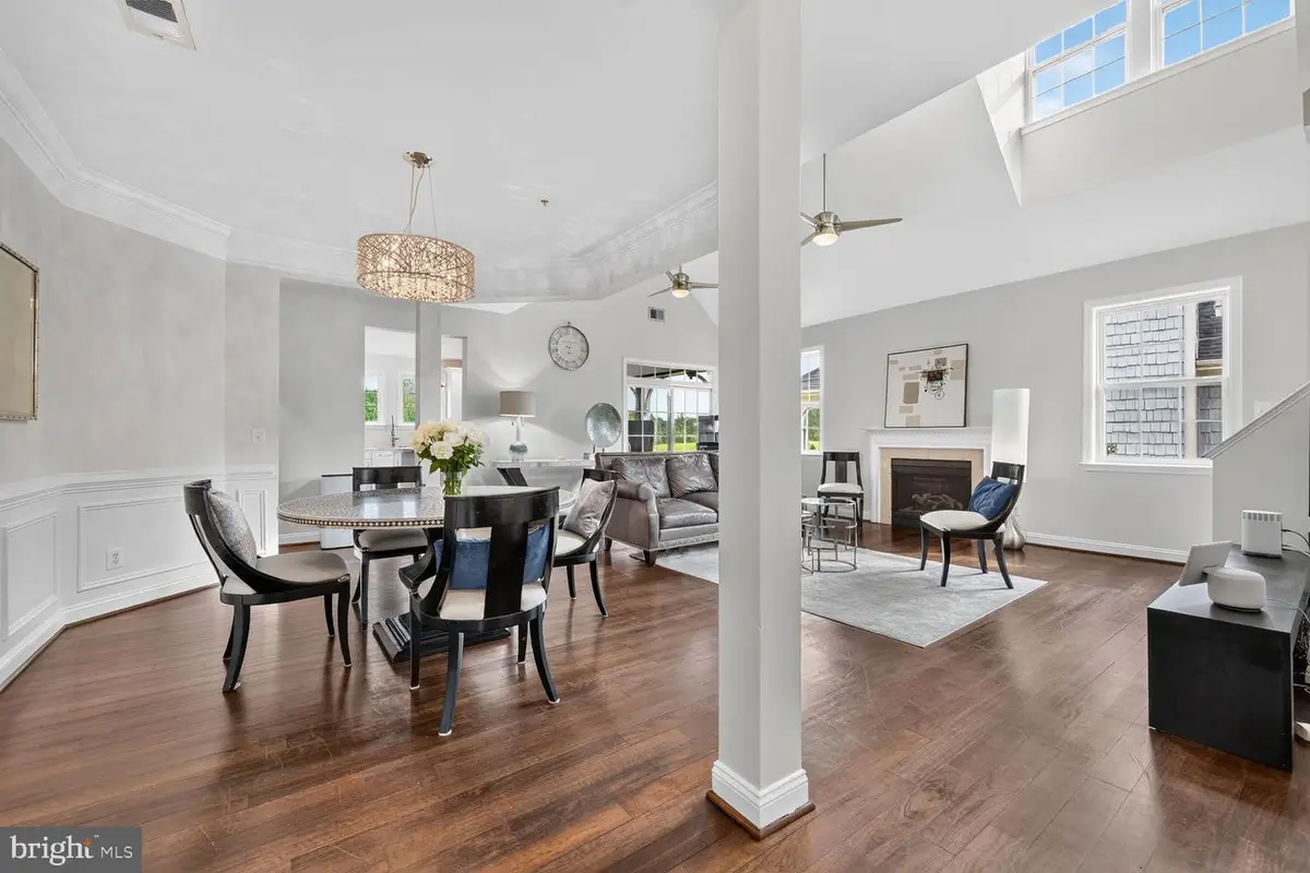 13992 Greendale Dr, Woodbridge, VA 22191 - #1