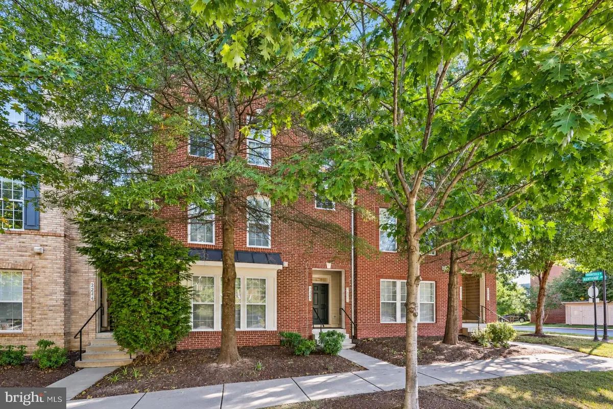 2268 Merseyside Dr, Woodbridge, VA 22191 - #1