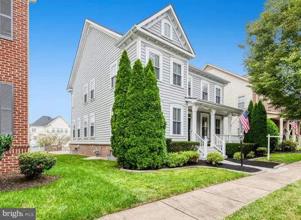 12035 Infantry Ln, BRISTOW, VA 20136