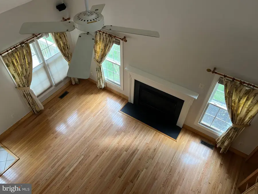 2022 Mcnamera Ct, Woodbridge, VA 22191 - #2