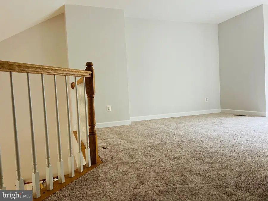 2022 Mcnamera Ct, Woodbridge, VA 22191 - #3