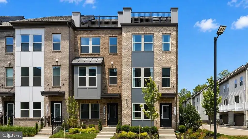 3758 District Dr, Woodbridge, VA 22193 - #1