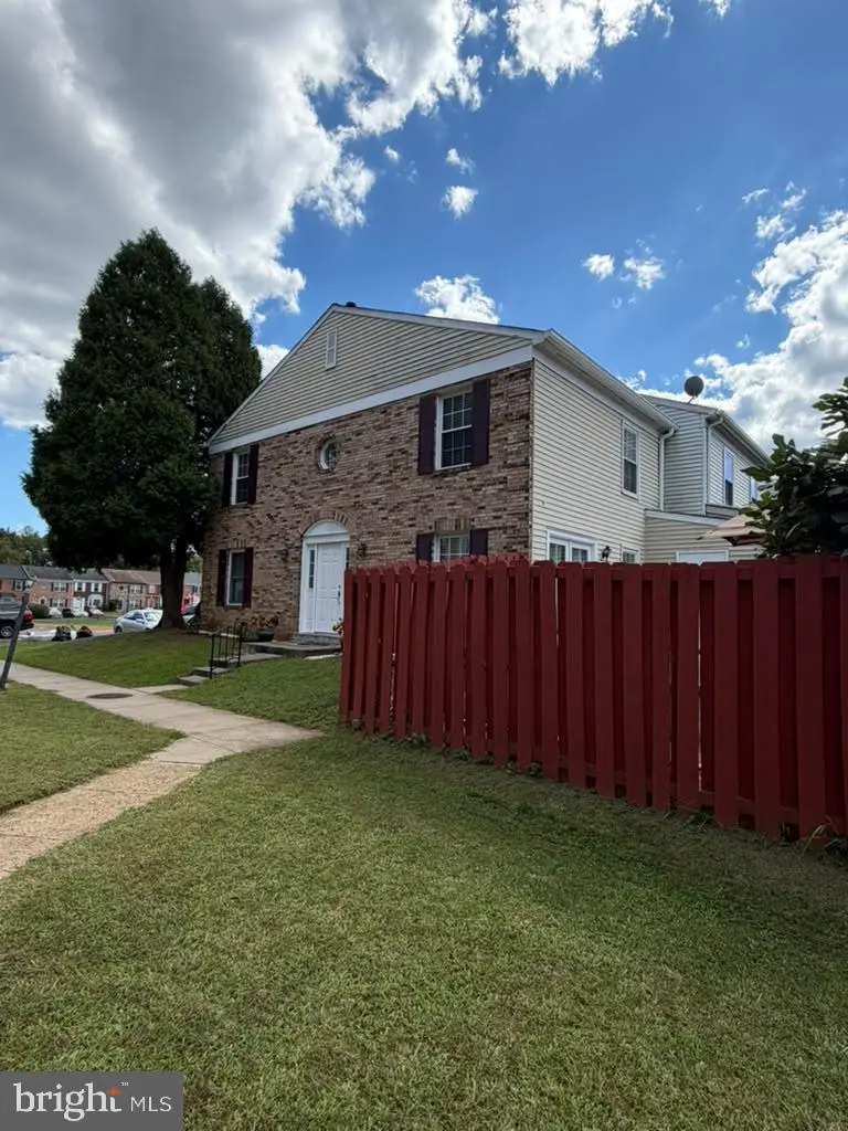 4795 S Park Ct, Woodbridge, VA 22193 - #3