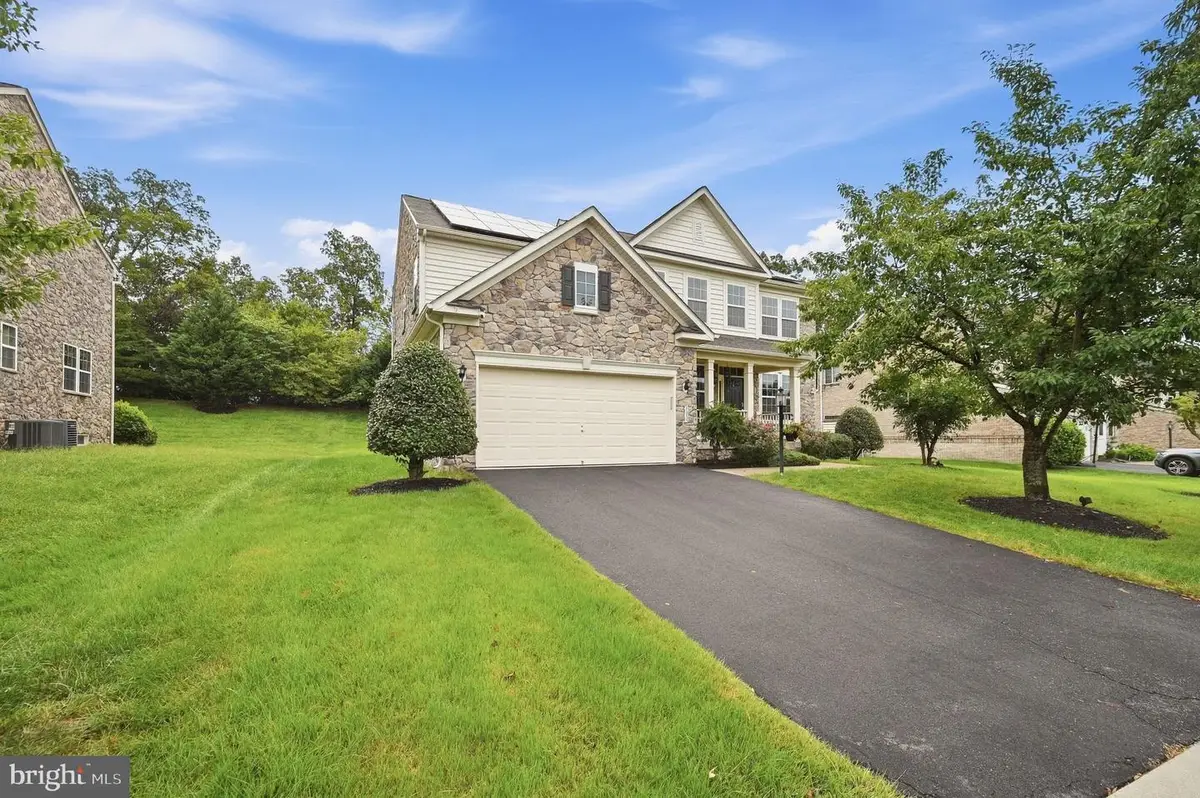8089 Tysons Oaks Ct, Gainesville, VA 20155 - #1