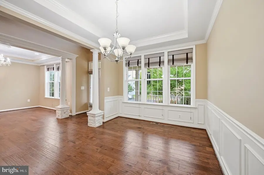 8089 Tysons Oaks Ct, Gainesville, VA 20155 - #3
