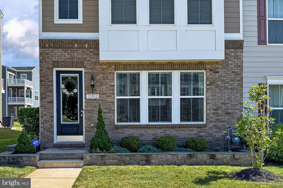 13052 Jessica Grove Pl, Woodbridge, VA 22192 - #2