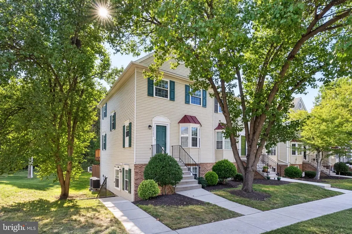16324 Taconic Cir, Dumfries, VA 22025 - #1