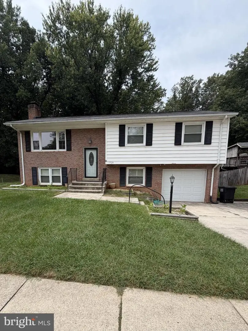 13528 Delaney Rd, Woodbridge, VA 22193 - #1