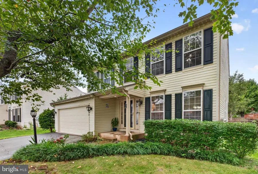 6912 Susquehanna Rd, Gainesville, VA 20155 - #2