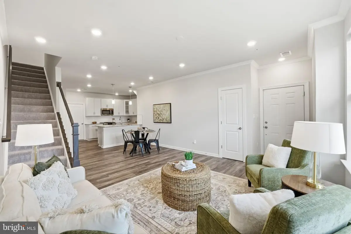 2325 Stephanie Tessa Ln, Woodbridge, VA 22191 - #1