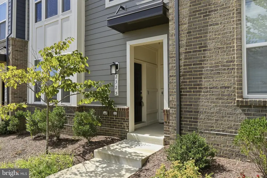 2325 Stephanie Tessa Ln, Woodbridge, VA 22191 - #3