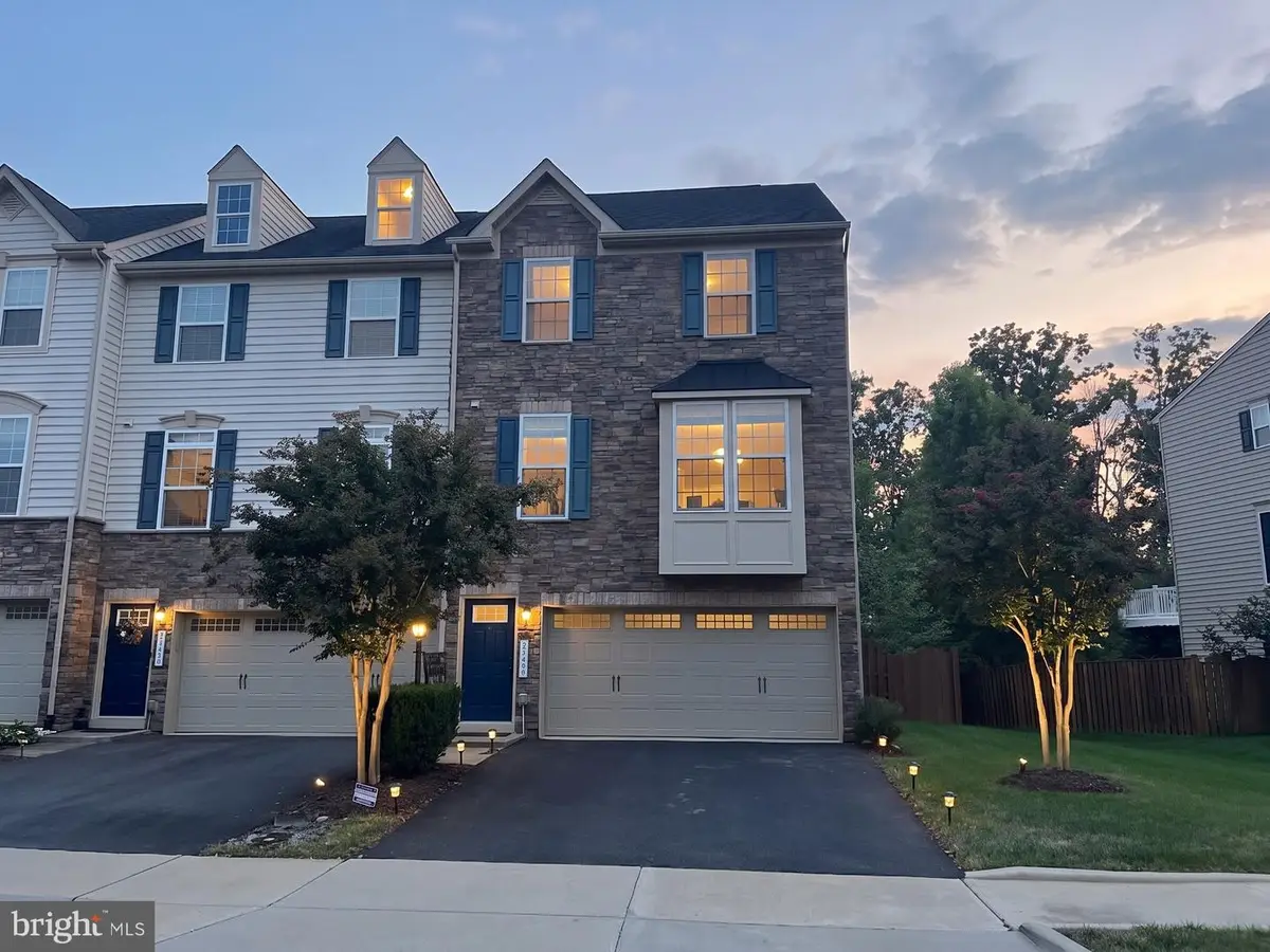 13649 Rockingham Ln, Gainesville, VA 20155 - #1