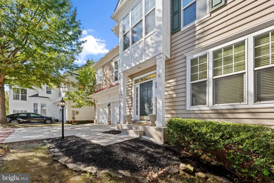 8881 Screech Owl Ct, Gainesville, VA 20155 - #3