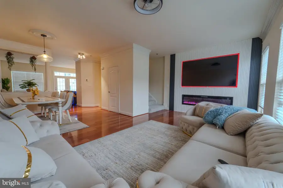 2505 Basin View Ln, Woodbridge, VA 22191 - #2