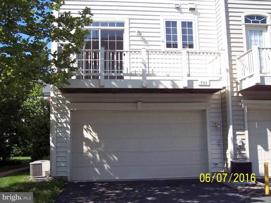 731 Chevington Ct, Woodbridge, VA 22191 - #2