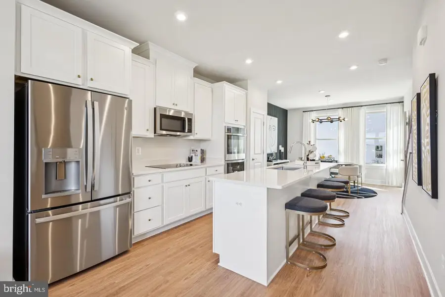 14100 Onyx St, Woodbridge, VA 22193 - #3