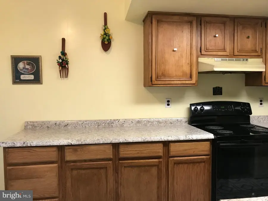 1950 Mayflower Dr, Woodbridge, VA 22192 - #3