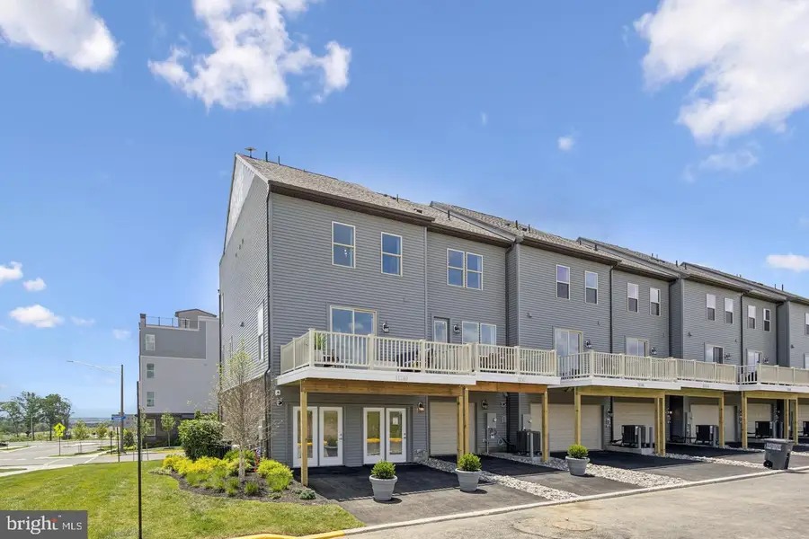 8963 Katherine Johnson Avenue, Manassas, VA 20109 - #2