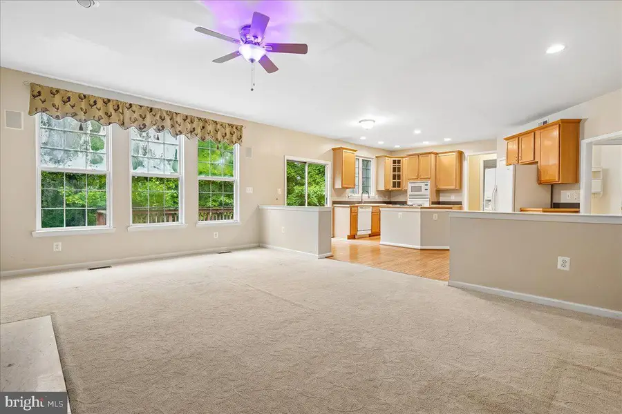 4114 Cardinal Crest Dr, Woodbridge, VA 22193 - #2