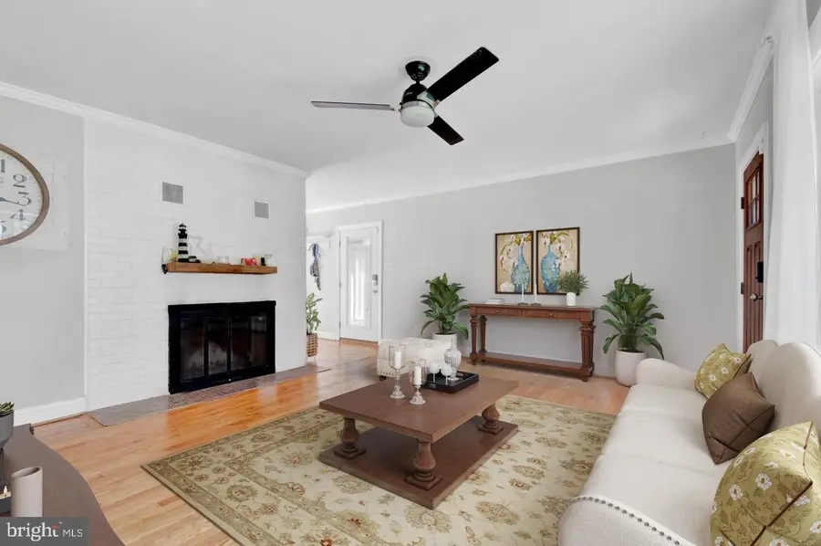18323 Sharon Rd, Triangle, VA 22172 - #3