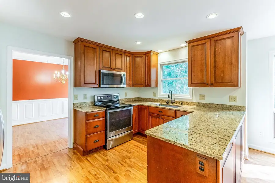 15074 Barkwood Dr, Woodbridge, VA 22193 - #2