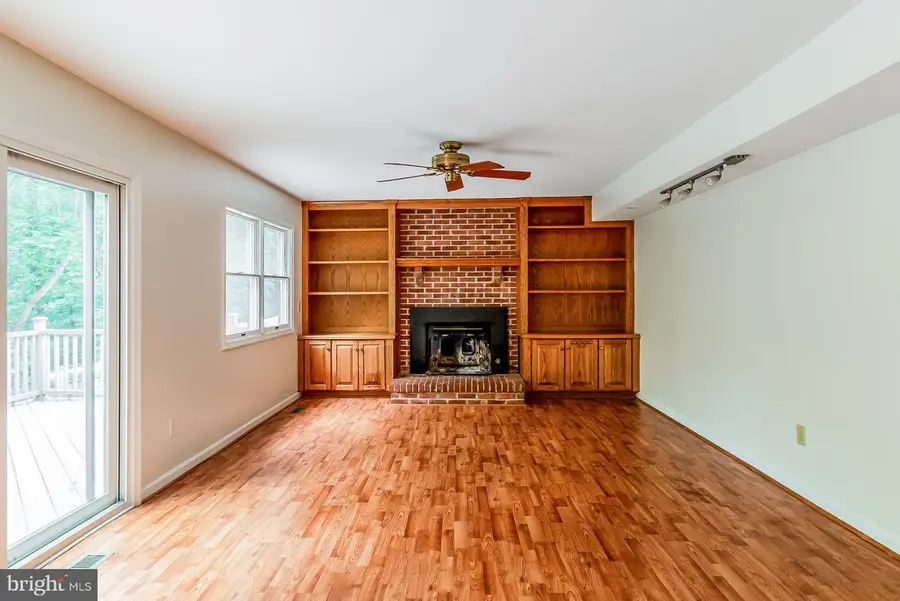 15074 Barkwood Dr, Woodbridge, VA 22193 - #3