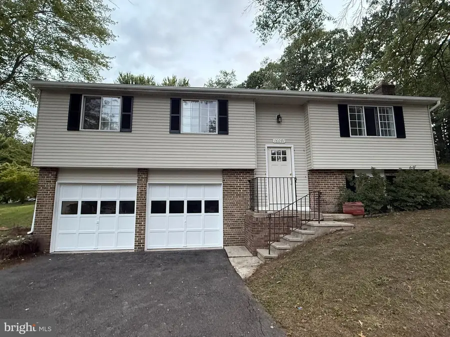 16091 Radburn St, Woodbridge, VA 22191 - #2