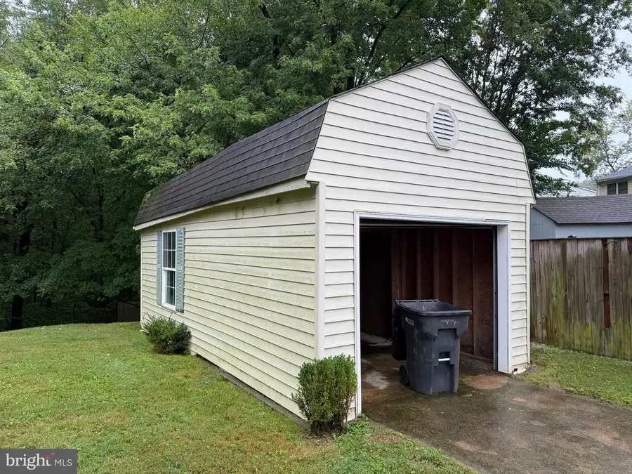 13623 Lindendale Rd, Woodbridge, VA 22193 - #2